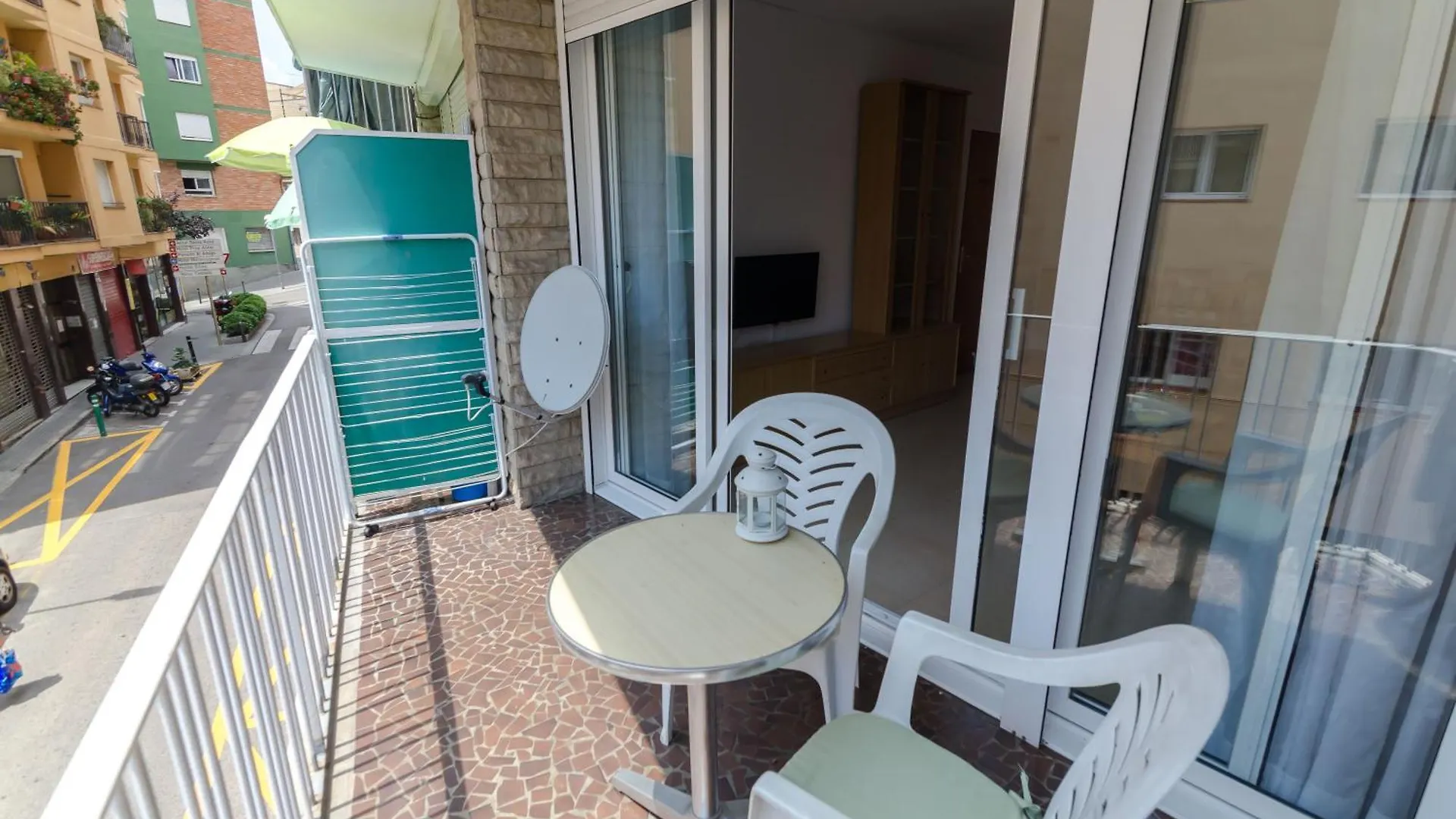 Apto Lyra Cerca De Playa 5 Huespedes Lloret de Mar Apartamento