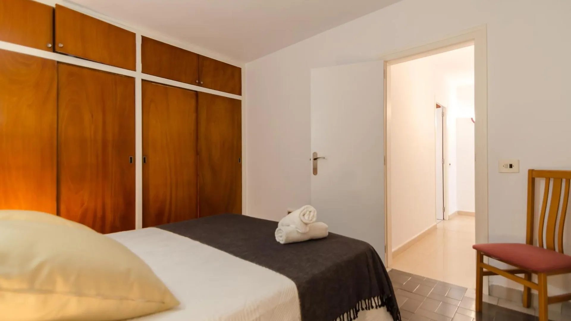Apto Lyra Cerca De Playa 5 Huespedes Lloret de Mar Apartamento